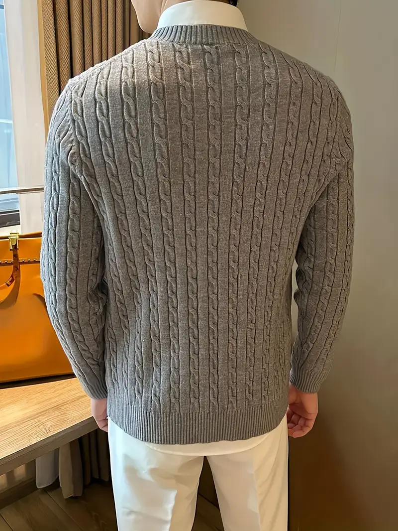 SAMUEL – Classic Knit Sweater